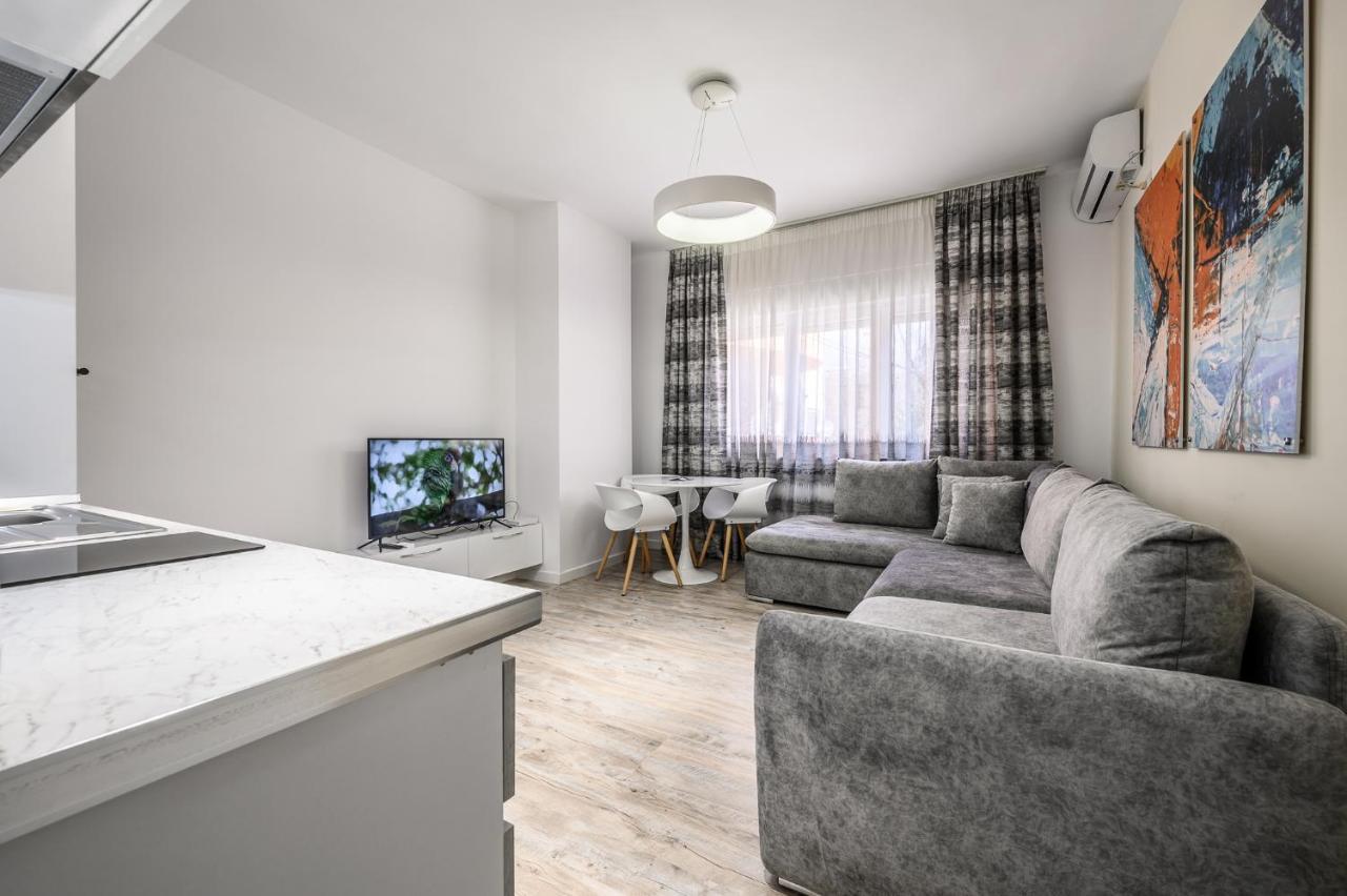Miku Apartment-City Walk 1Bd Stylish Apartment تيرانا المظهر الخارجي الصورة