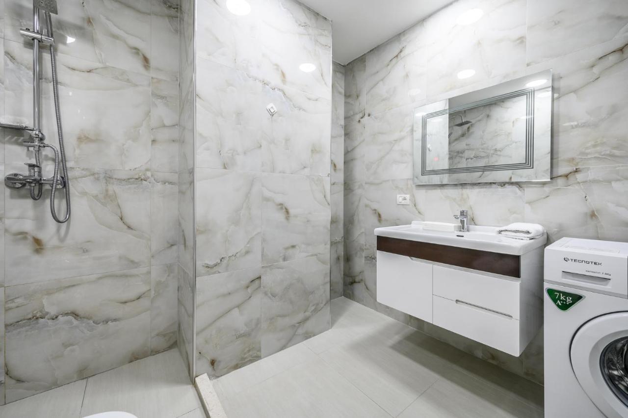 Miku Apartment-City Walk 1Bd Stylish Apartment تيرانا المظهر الخارجي الصورة